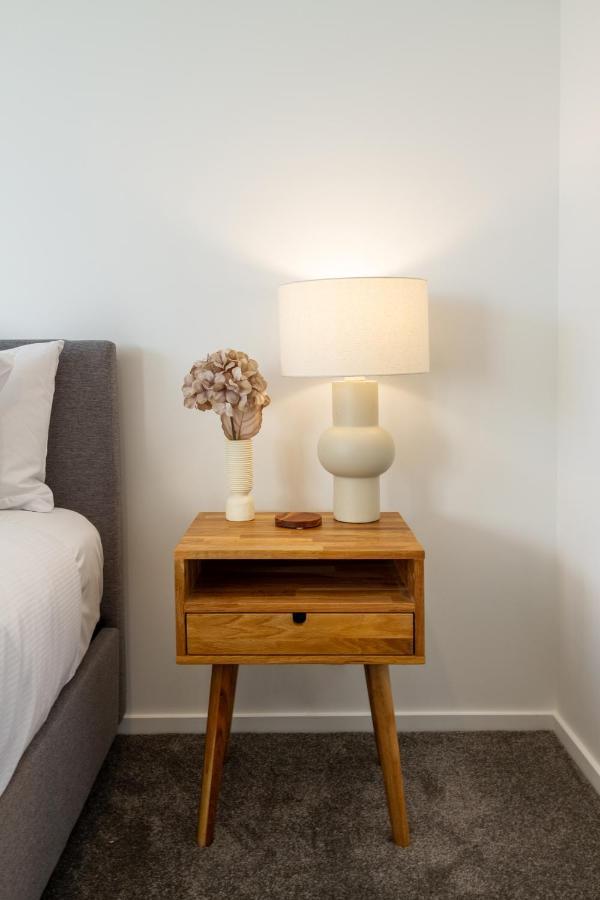 Nature'S Haven 2 Bed 2 Bath W/Carpark Christchurch Exterior foto